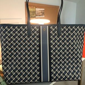 💫NEW✨Tory Burch Navy Blue Geo Logo Tote